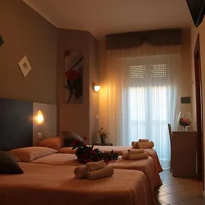 Senyor 3*, Rimini Włochy