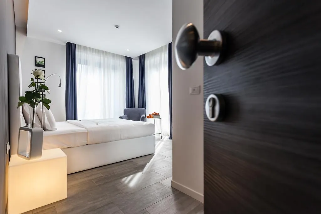 Made To Measure Business Hotell Milano 2*,  Italien